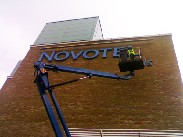 Signage Maintenance London Novotel 2